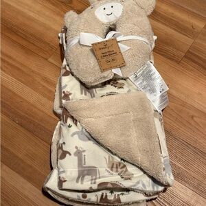 Dreamers Baby Blanket and Pillow Set - Cream and Brown